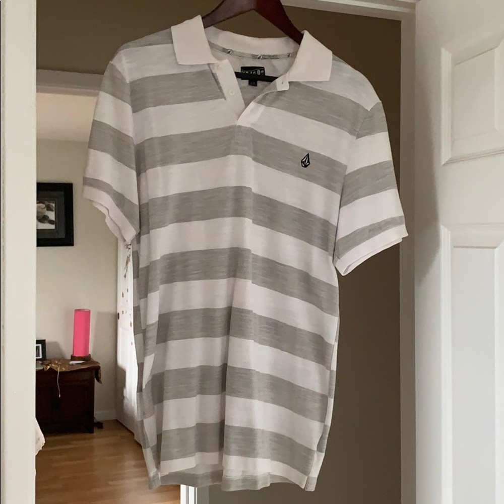 Volcom collared shirt